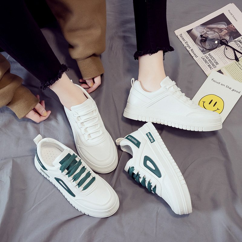 Basic white shoes female 2021 spring new board shoes female students flat running casual shoes