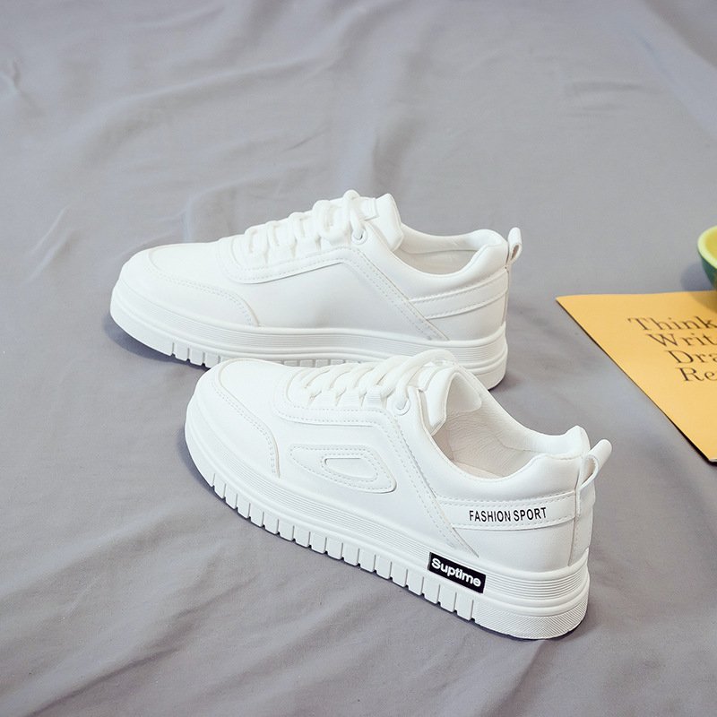 Basic white shoes female 2021 spring new board shoes female students flat running casual shoes